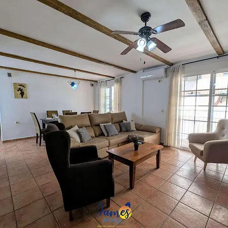 아파트 3Br Family Apt Near Beach Ac Tv17 *