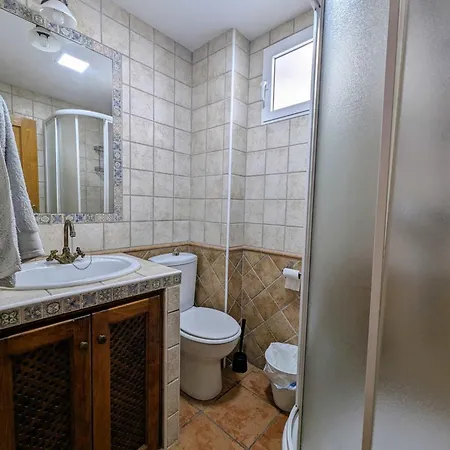 3Br Family Apt Near Beach Ac Tv17 * 또레비에하