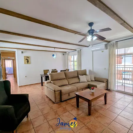 3br Family Near Ac Tv17 アパート トレビエハ