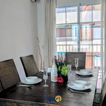 3br Family Near Ac Tv17 Apartment